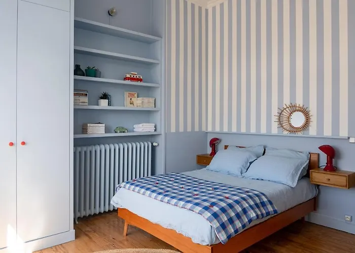 Vue Plein Centre Apartamento *